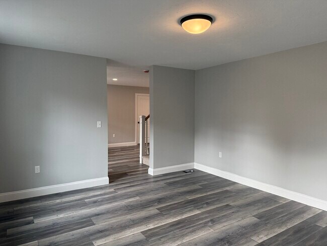 Building Photo - 19 Kashmirs Way
