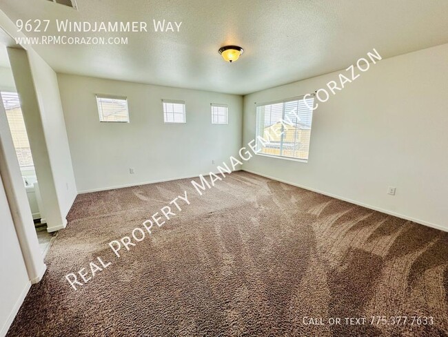 Building Photo - 4-bedroom 3 Full Bath home for Rent in Ren...