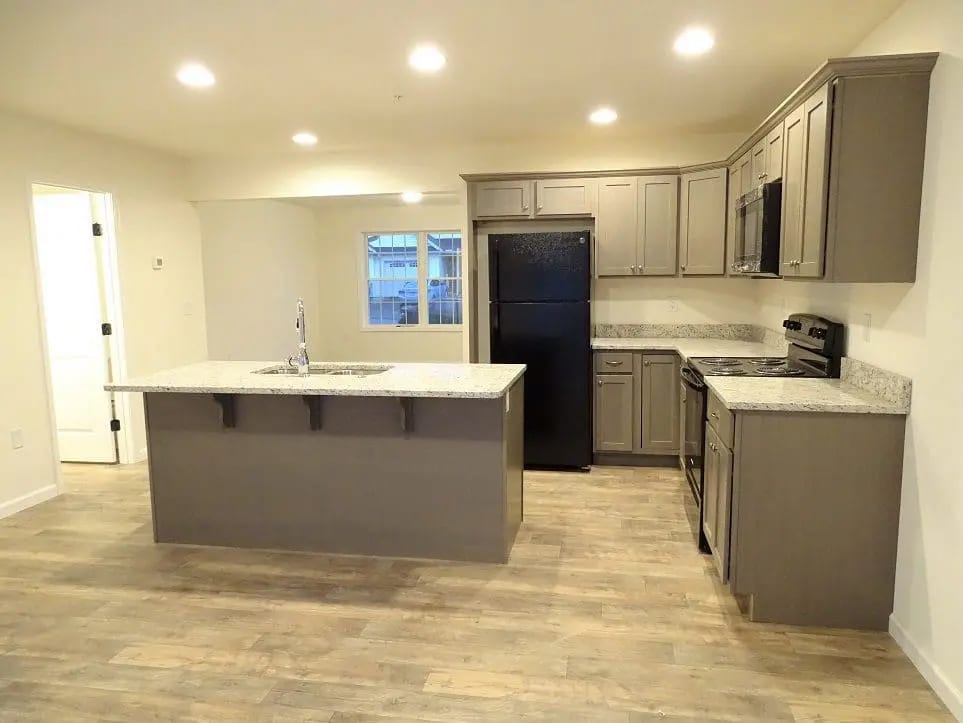 Building Photo - 2 Broken Arrow Dr