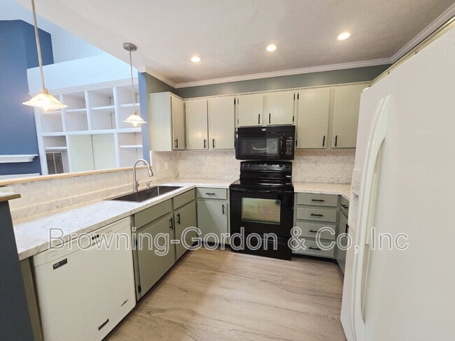 Building Photo - 5210 Village Way