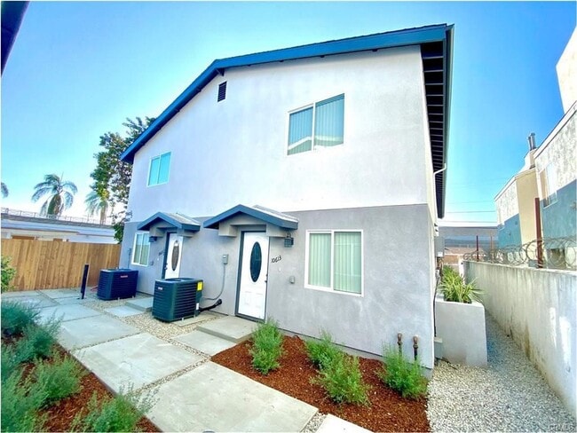 Building Photo - BROADWAY(10617)