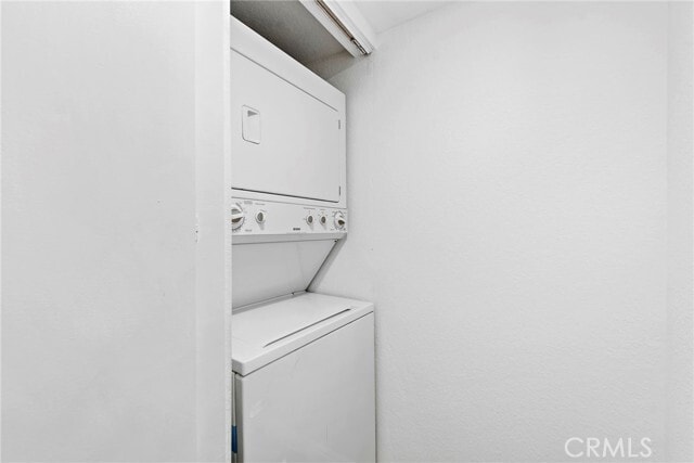 Building Photo - 19 Grenada St