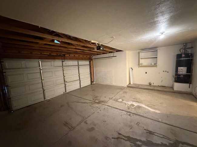 Building Photo - 1424 Via Rosa