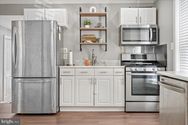 Building Photo - 2819 Summerfield Rd