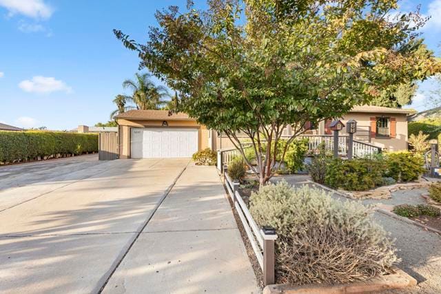 Building Photo - 5237 Nannette St