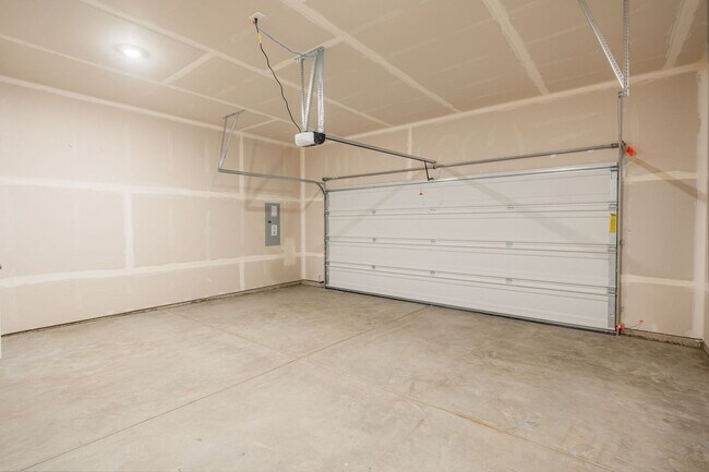 Building Photo - For Rent – Beautiful Park-Facing Home in Liberty Lake