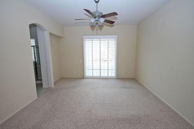 Building Photo - Exceptional Executive Single Story Home