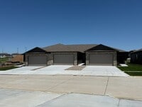 Building Photo - 8808 Daywood Ln