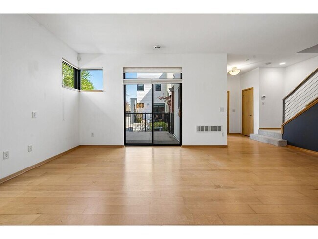 Building Photo - 2818 Aldrich Ave S