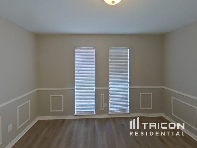 Building Photo - 10144 Desert Willow Dr