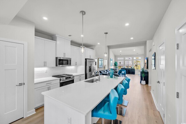 Building Photo - 8906 Freya Wy