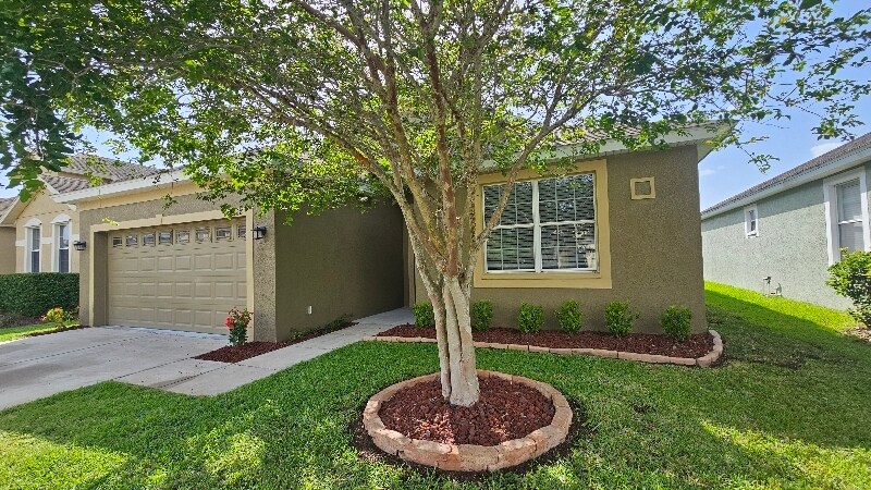 Building Photo - 2528 Ladoga Dr