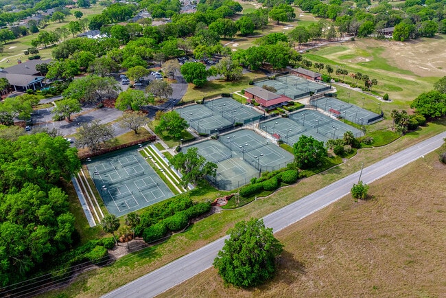 Building Photo - 39900 Bayview Dr