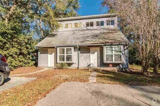 Building Photo - 1813 Seay Ct