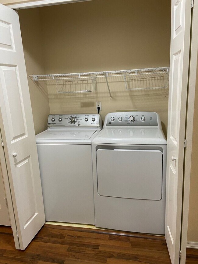 Building Photo - GPC-Monterey Duplex