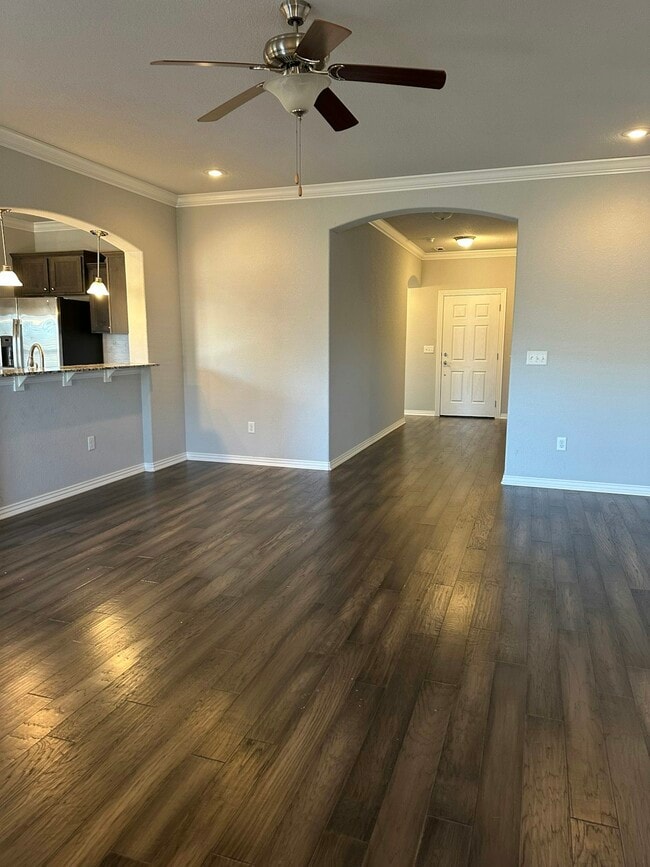 Building Photo - 4336 W Wales Dr