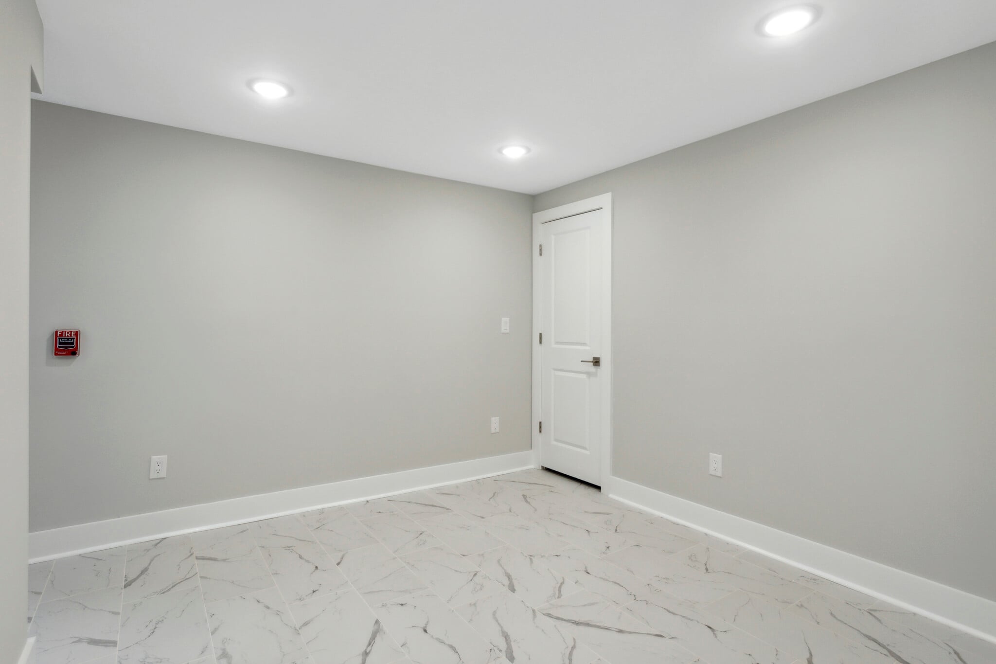 Building Photo - 2120 Berges St