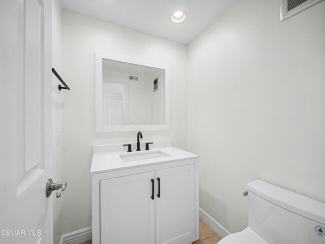 Building Photo - 22777 Brenford St