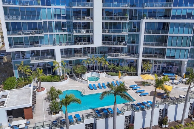 Building Photo - 1155 N Gulfstream Ave