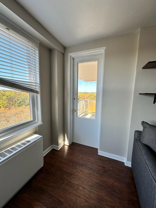 Building Photo - 1600 Hagys Ford Rd