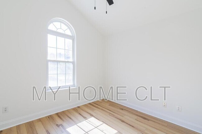 Building Photo - 643 Wilora Landing Rd