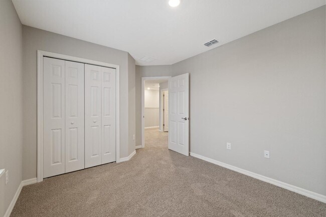 Building Photo - Newer Construction! 4 Beds/2.5 Baths!