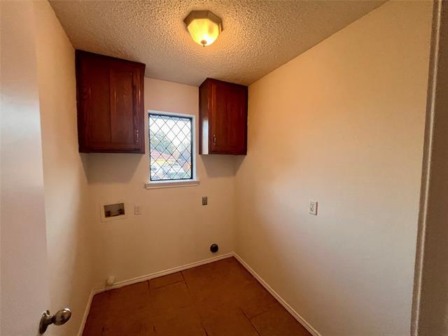 Building Photo - 5106 Red River Dr