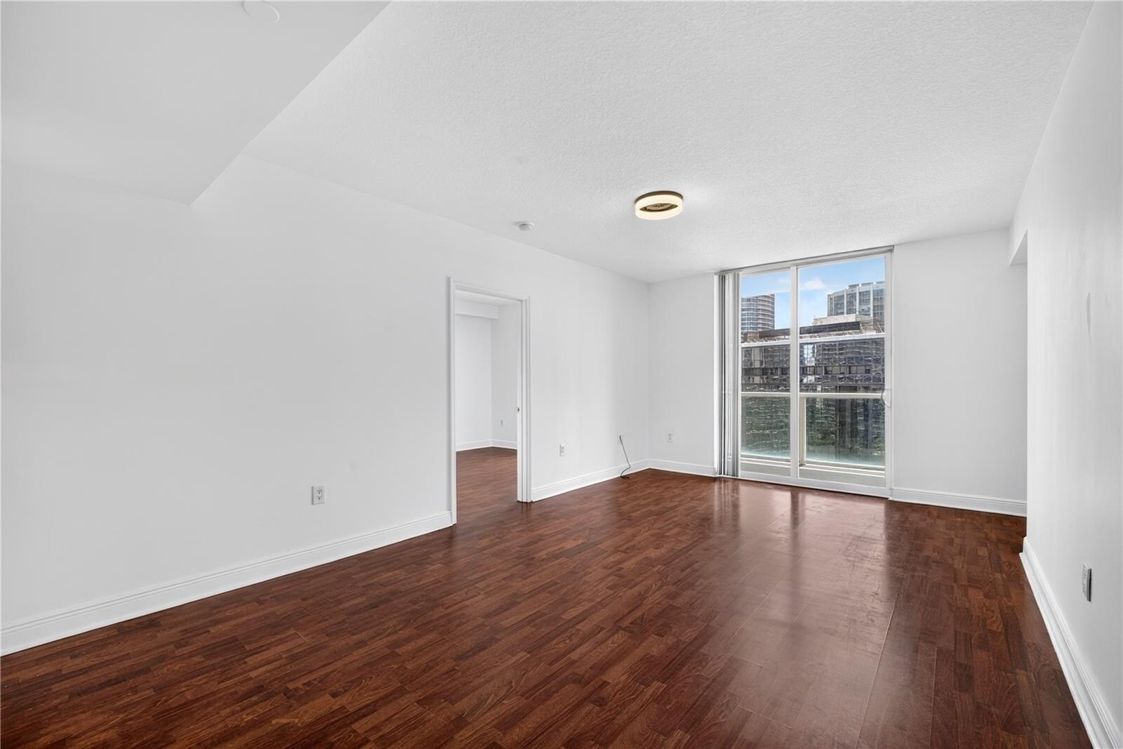 Building Photo - 1250 S Miami Ave