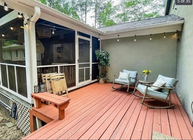 Building Photo - 7008 Carpenter Fire Station Rd