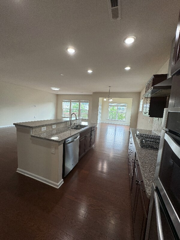 Building Photo - 925 Lemster Lane
