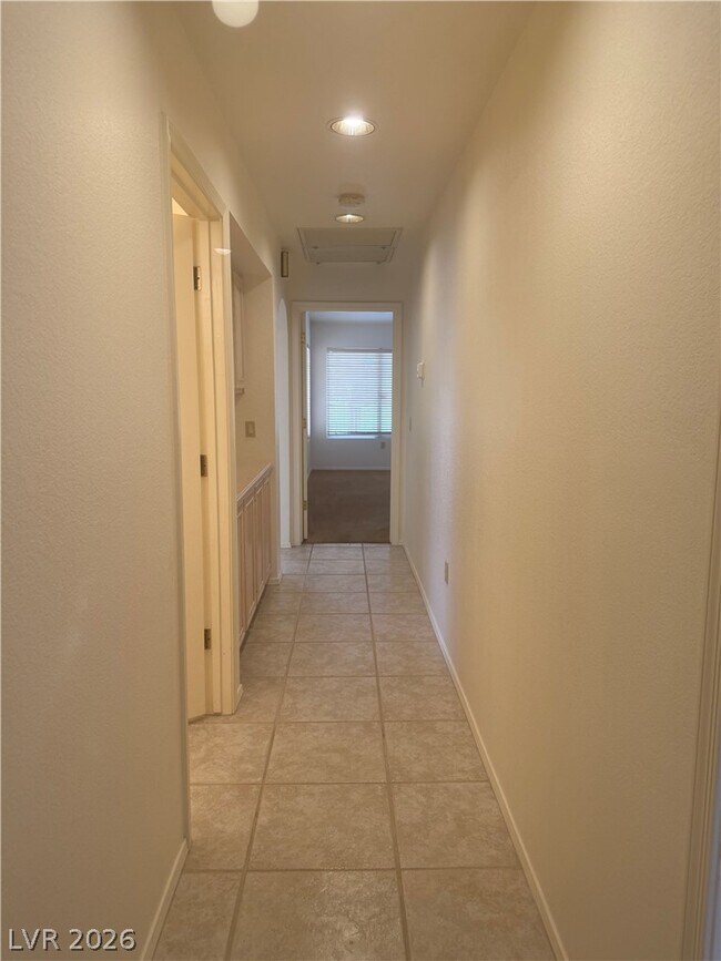 Building Photo - 8900 Kingsmill Dr