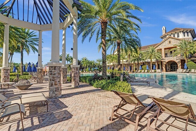 Building Photo - 10590 Mira Vista Dr