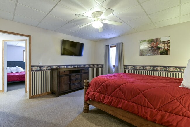 Building Photo - 5558 State Hwy 265