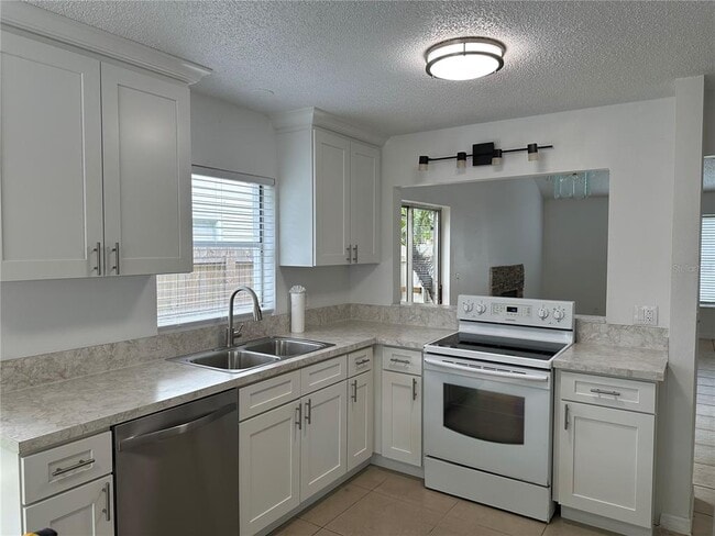 Building Photo - 7979 Sagebrush Pl