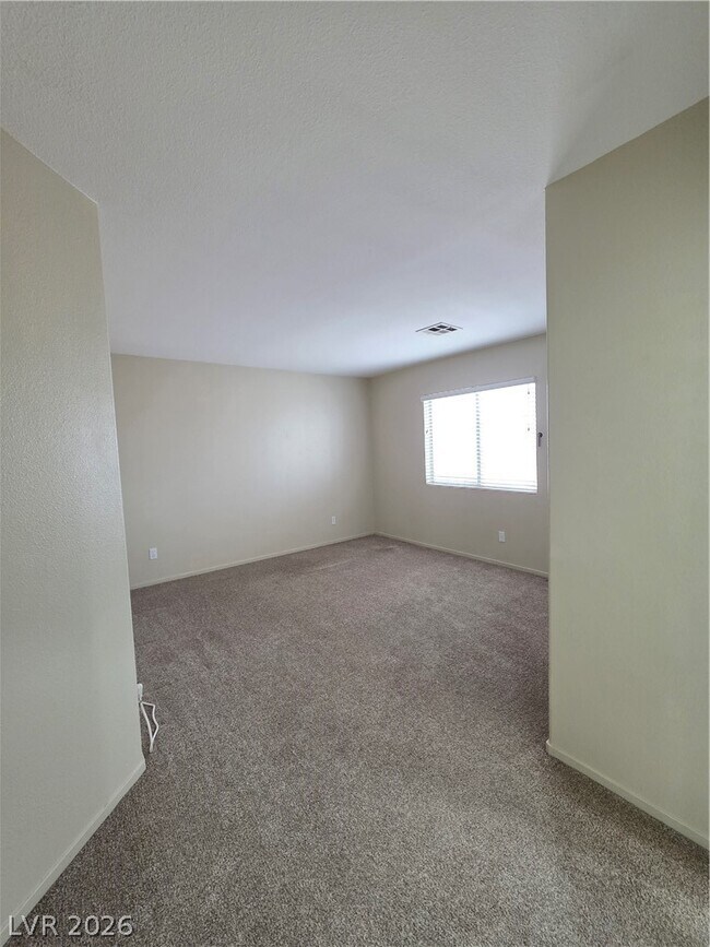 Building Photo - 2524 Silver Shadow Dr