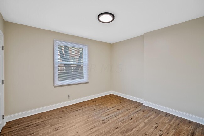 Building Photo - 109 E Arcadia Ave