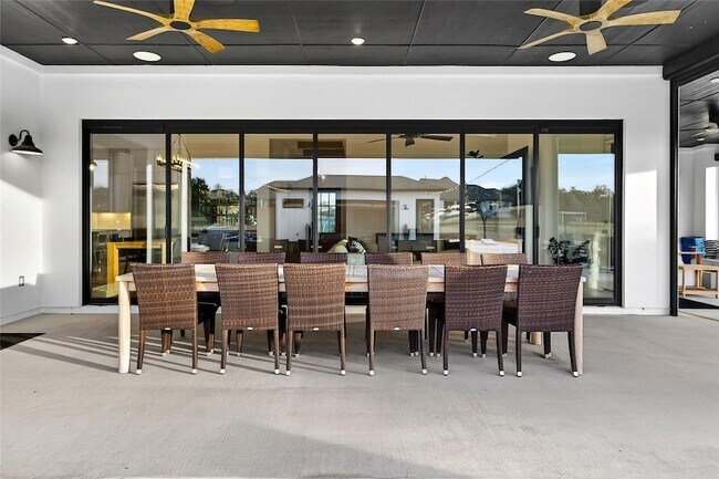 Building Photo - 404 Prairie Clover Dr