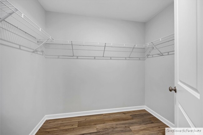 Building Photo - MODERN 3 BEDROOM IN LEXINGTON'S MURRAY VILLAGE