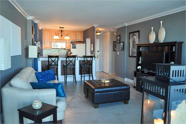 Building Photo - 380 Mountain Rd