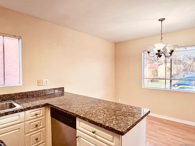 Building Photo - 17093 Rancho Bernardo