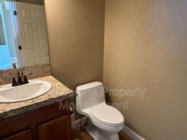 Building Photo - 13952 Paradise Villas Grove