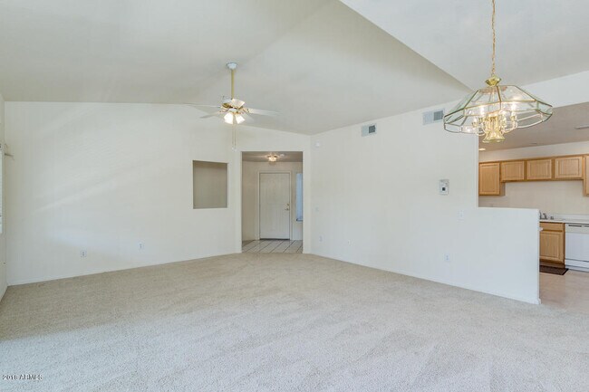 Building Photo - 15225 N 100th St
