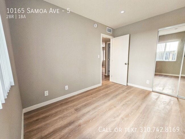 Building Photo - 10165 Samoa Ave