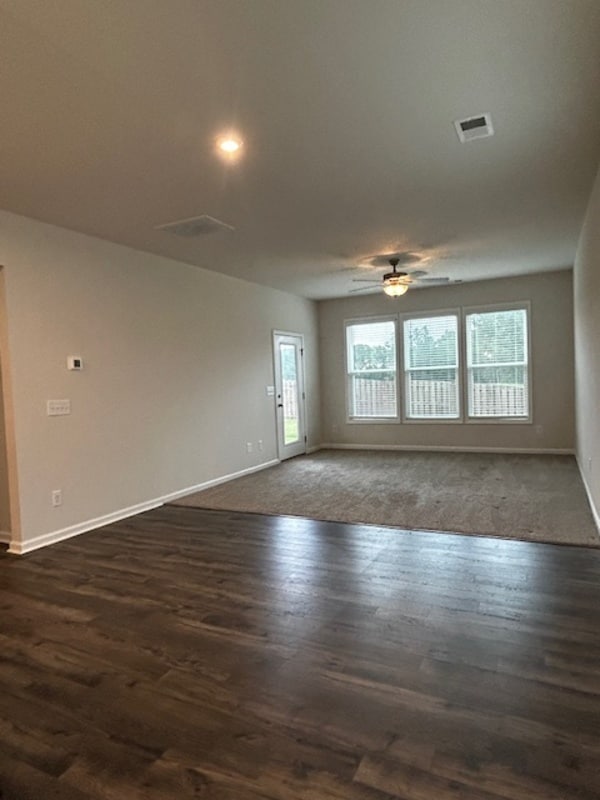 Building Photo - 124 Coppersmith Dr
