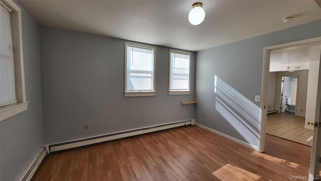 Building Photo - 139 Rombout Ave