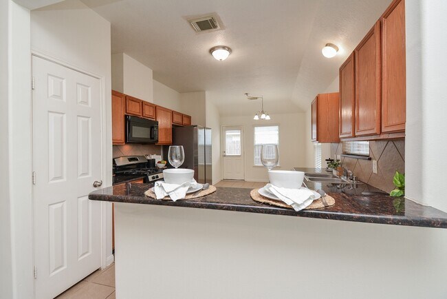 Building Photo - 12718 Boris Cove Trail