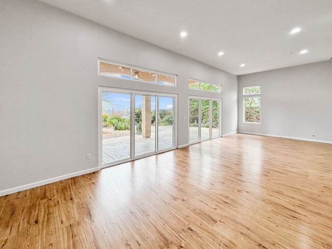 Building Photo - Spacious & Upgraded 4 Bedroom, 3 Bath Home...