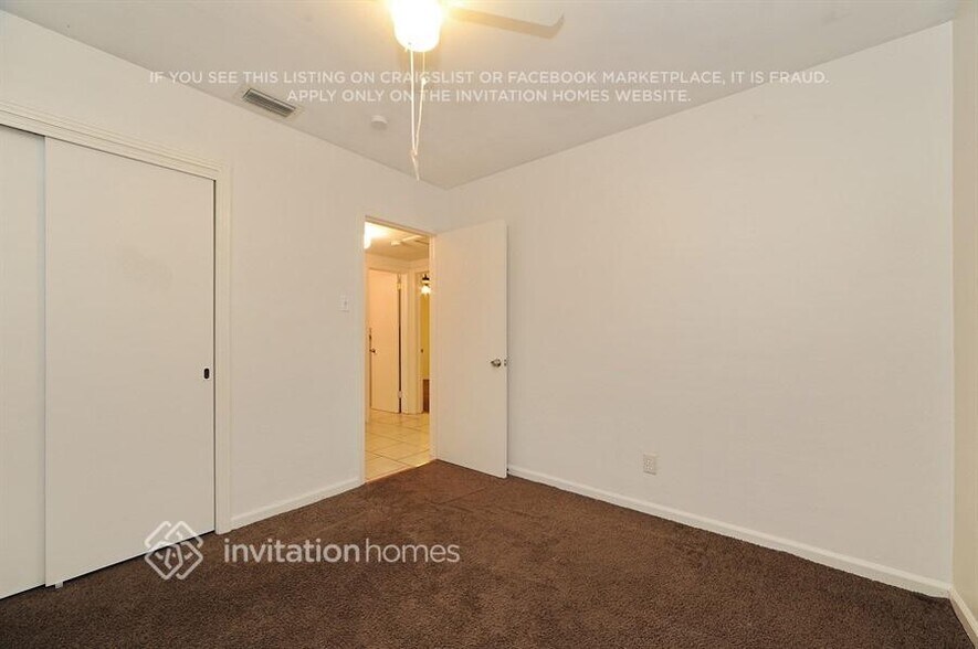Building Photo - 4433 Bass St