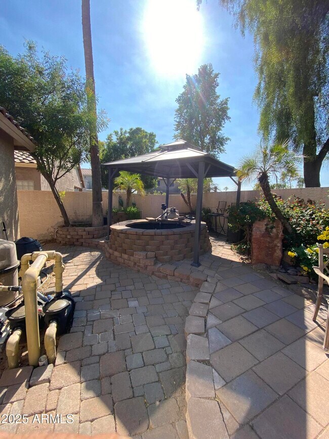 Building Photo - 3376 N 130th Ave