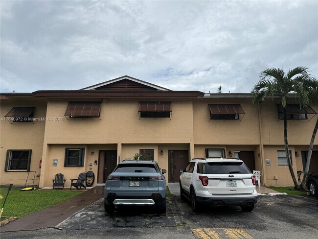 Primary Photo - 6850 NW 173rd Dr